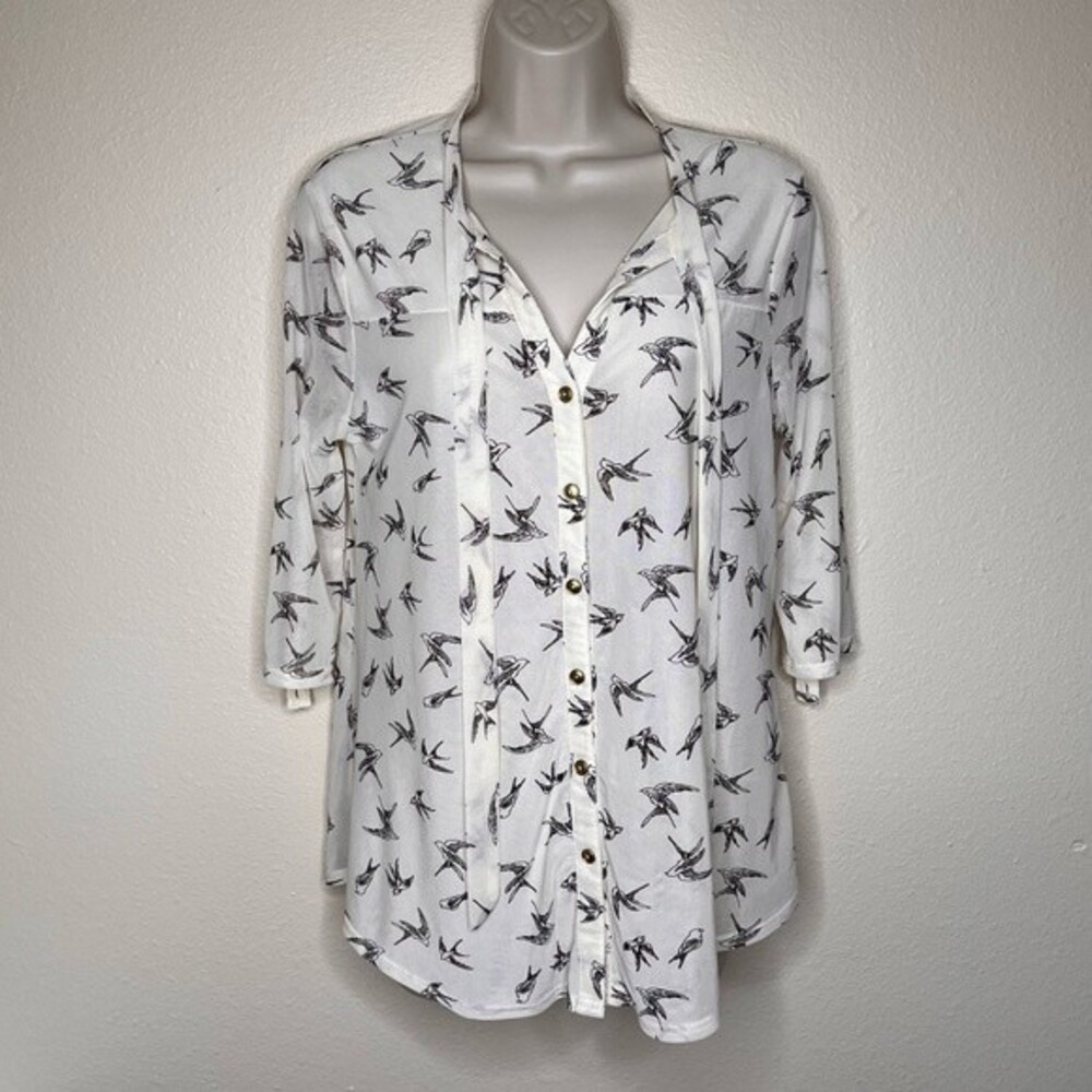 Siren Lily Bird Print Tie Neck Button Front Semi Sheer Cream Top Women Medium - Picture 13 of 13